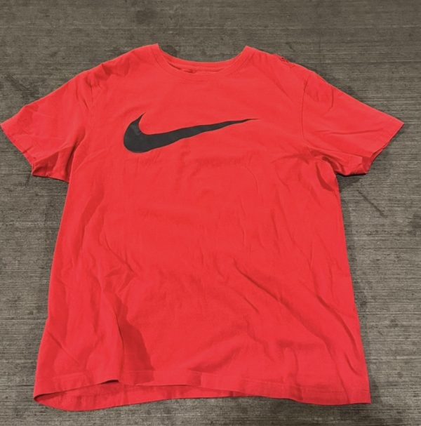 NIKE T-SHIRTS