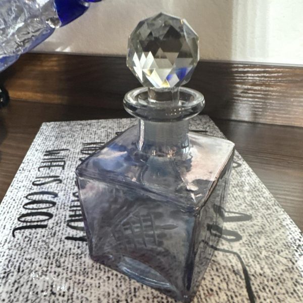 Alexandrite Perfume Bottle w/Stopper Vintage Lavender Blue 5.5" Tall Decorative